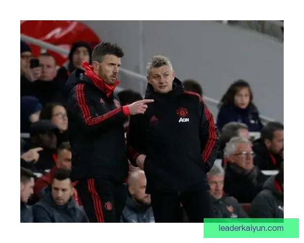 英超索尔斯克亚近期表现稳健，球队状态回暖引人关注